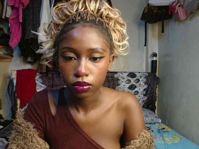 Boughie-birdy webcam