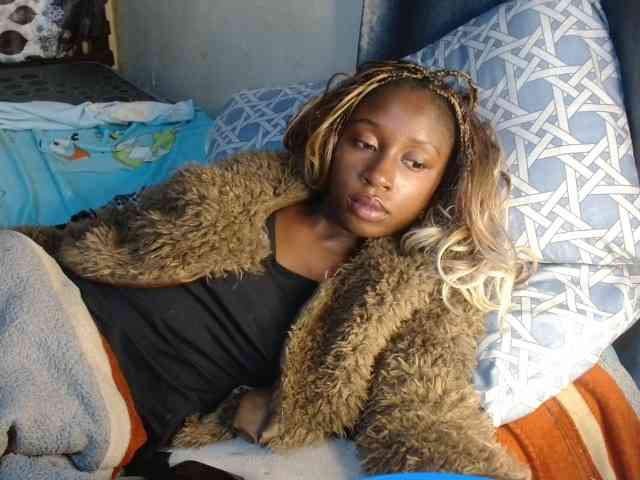 Boughie-birdy webcam