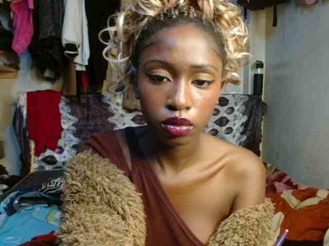 Boughie-birdy webcam