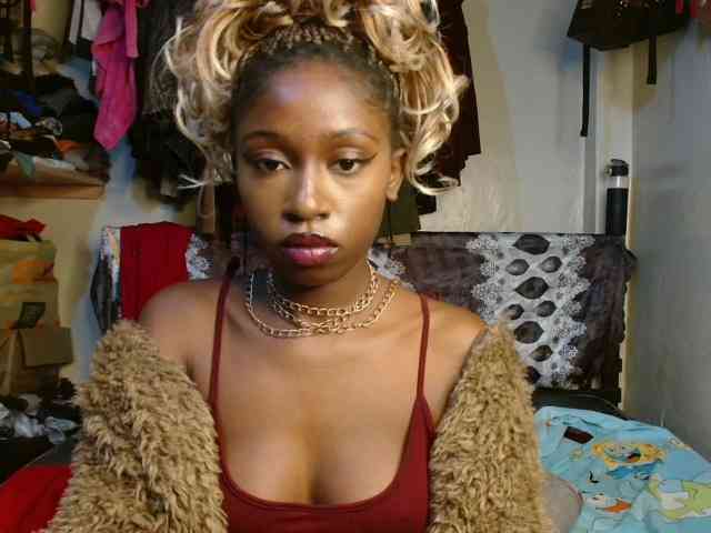 Boughie-birdy webcam