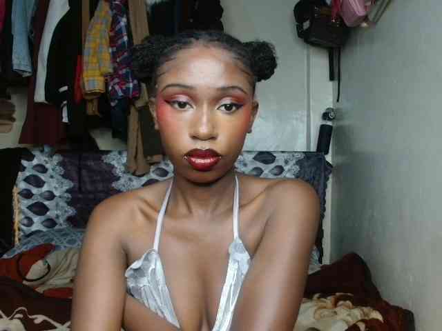 Boughie-birdy webcam