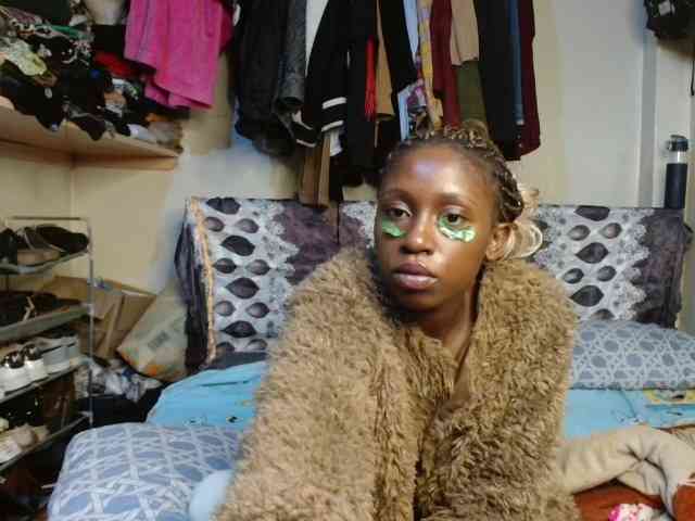 Boughie-birdy webcam