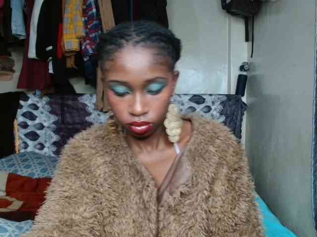 Boughie-birdy webcam