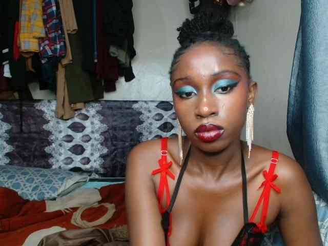 Boughie-birdy webcam