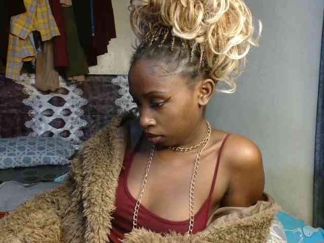 Boughie-birdy webcam