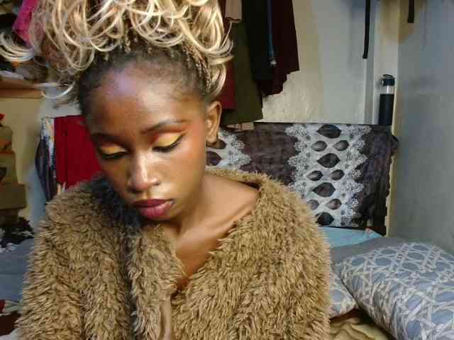 Boughie-birdy webcam