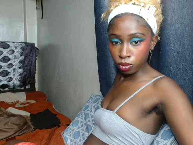 Boughie-birdy webcam