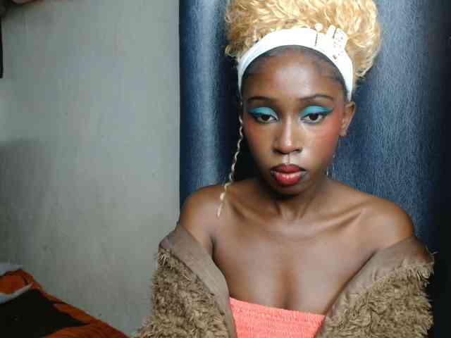 Boughie-birdy Boughie-birdy