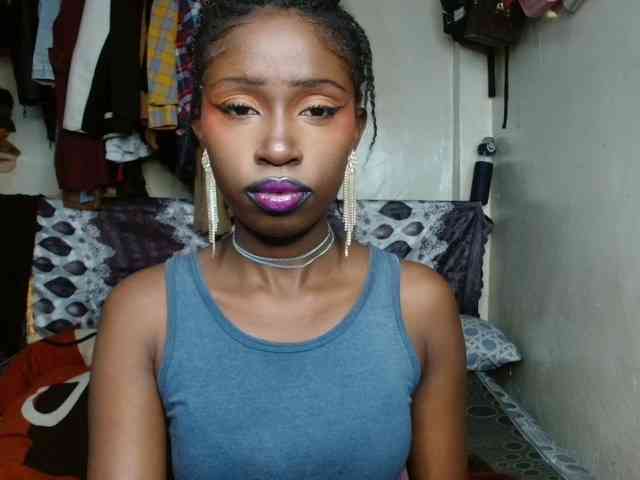 Boughie-birdy webcam