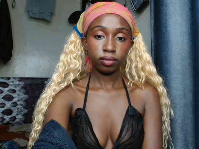 Boughie-birdy webcam
