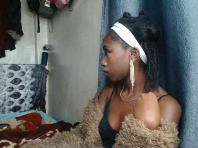 Boughie-birdy webcam