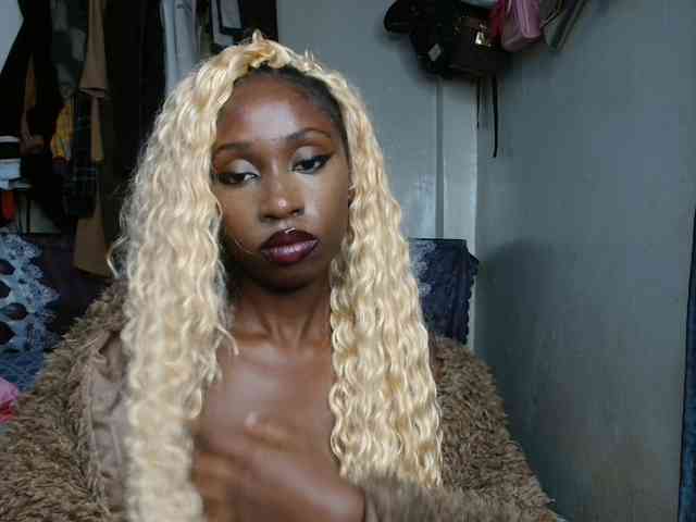 Boughie-birdy webcam