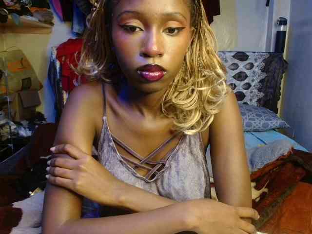 Model: Boughie-birdy