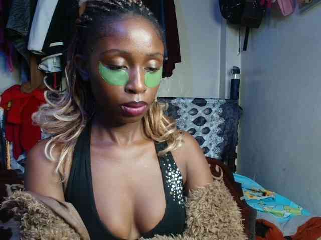 Boughie-birdy webcam