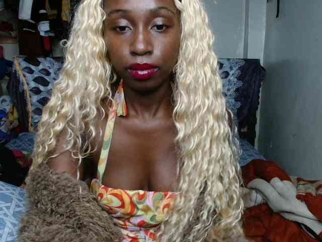 Boughie-birdy webcam