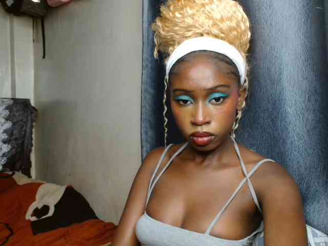 Boughie-birdy webcam