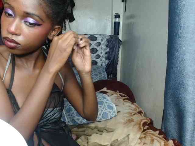 Boughie-birdy webcam