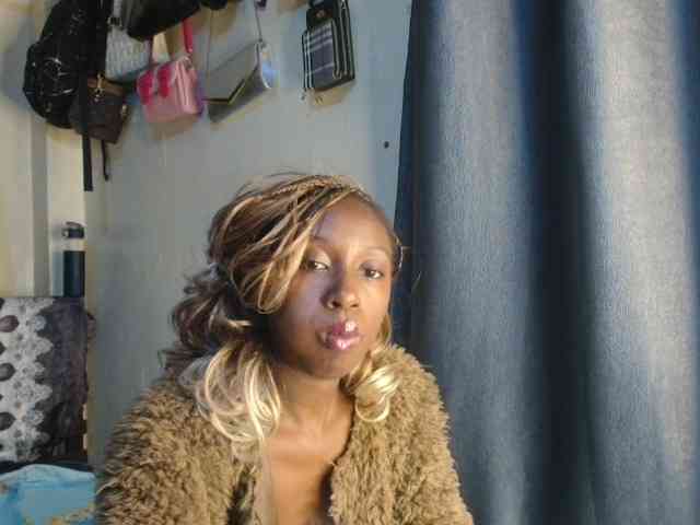Boughie-birdy webcam