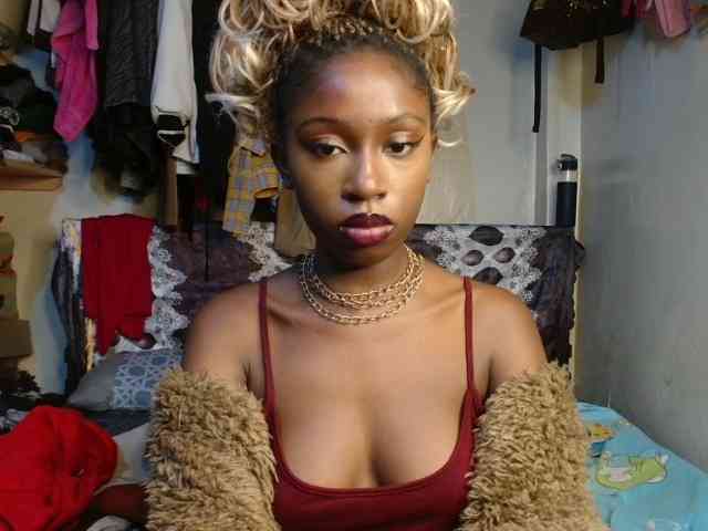 Boughie-birdy webcam