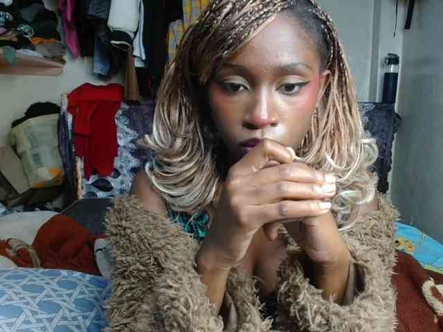 Boughie-birdy webcam