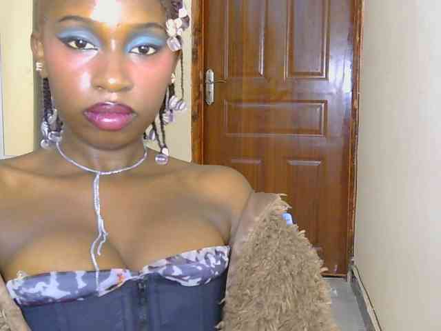Boughie-birdy webcam