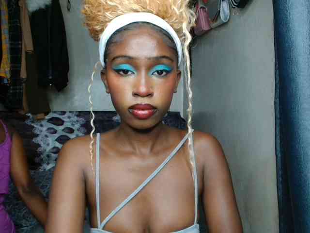 Boughie-birdy webcam