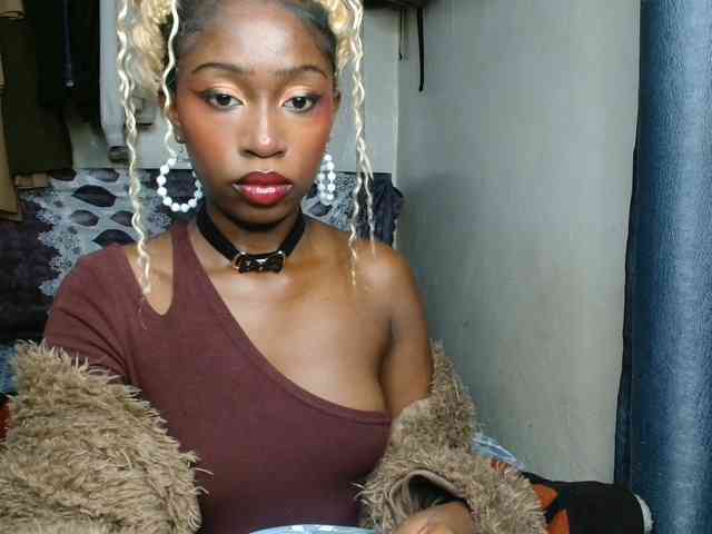 Boughie-birdy webcam