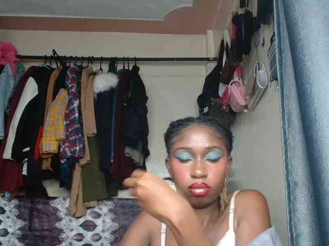 Boughie-birdy webcam