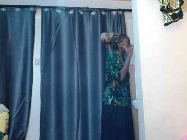 Boughie-birdy webcam