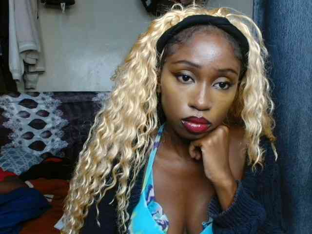Boughie-birdy webcam