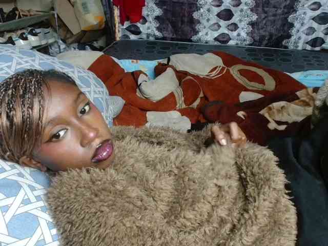 Boughie-birdy webcam