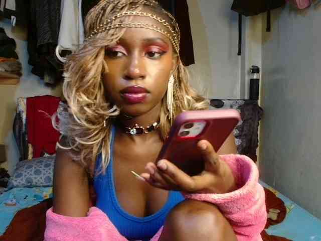 Boughie-birdy webcam