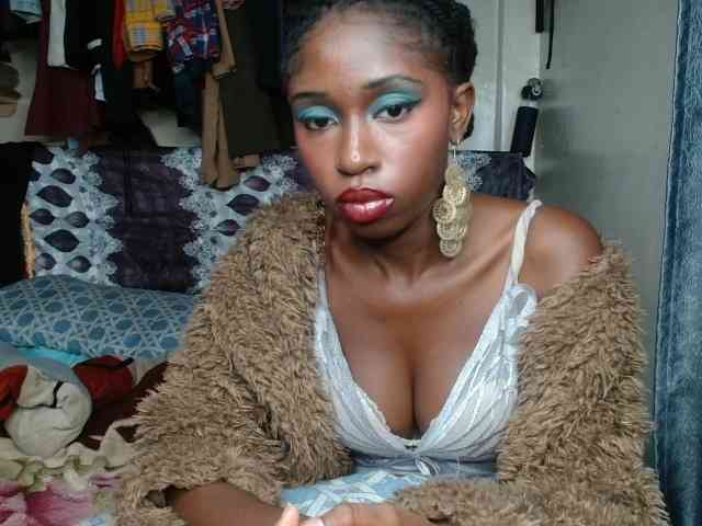 Boughie-birdy webcam