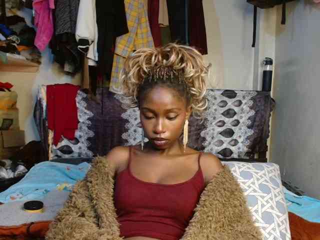 Boughie-birdy webcam