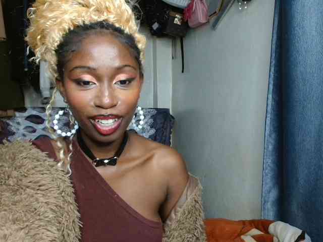 Boughie-birdy webcam