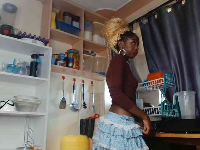 Boughie-birdy webcam