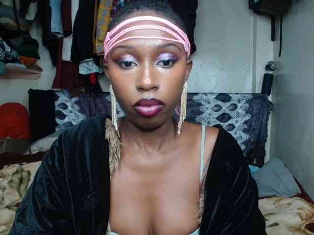 Boughie-birdy webcam