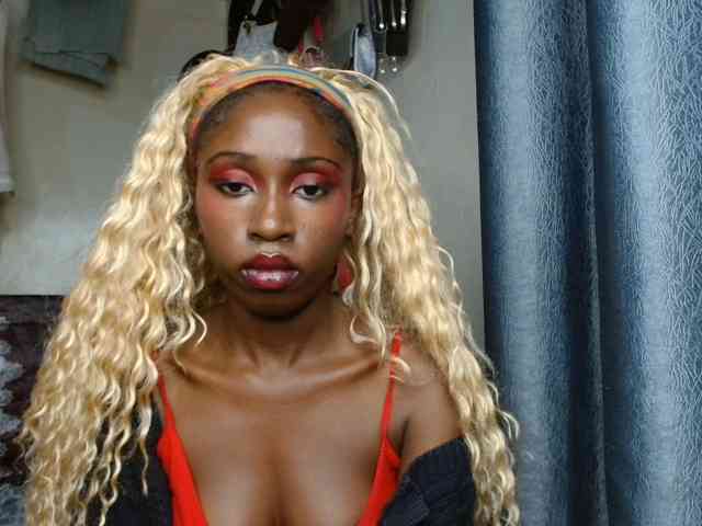 Boughie-birdy webcam