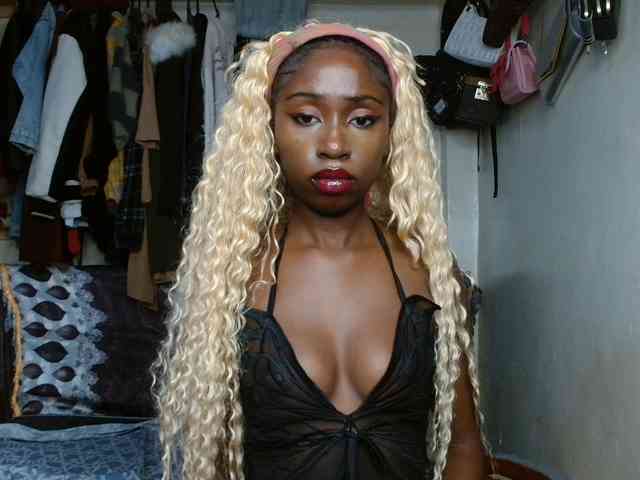 Boughie-birdy webcam