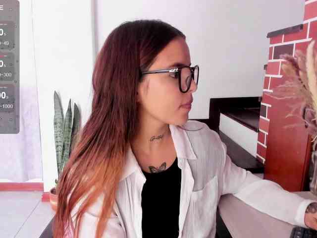 Miacrossing webcam