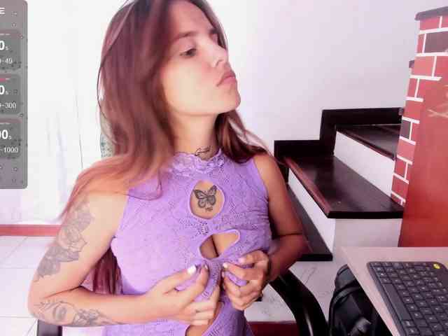 Miacrossing webcam