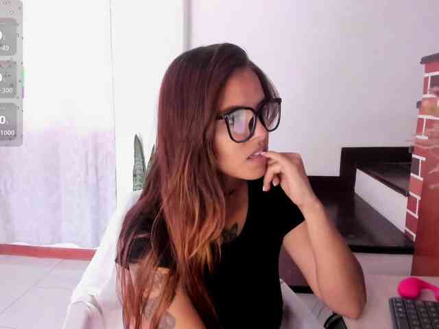 Miacrossing - Girl 
