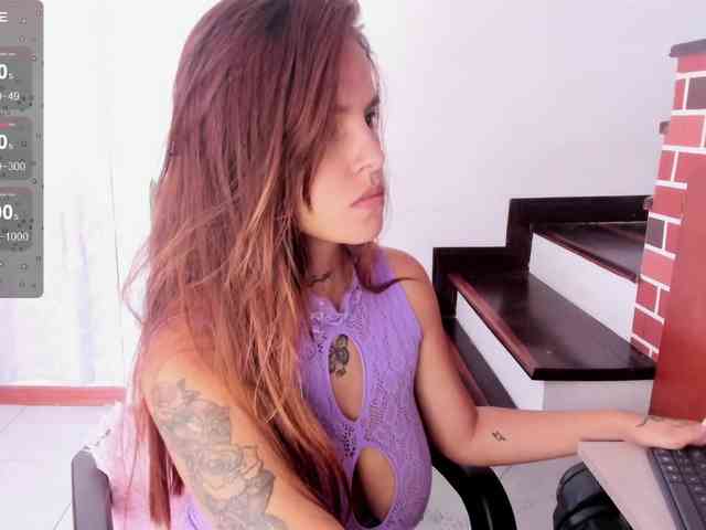 Miacrossing webcam