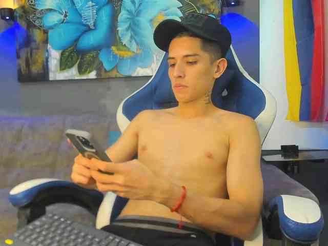 Steven-Saenz Steven-Saenz