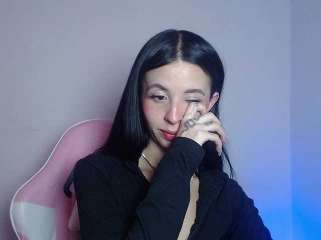 Val-ferrer1 live cam on BongaCams