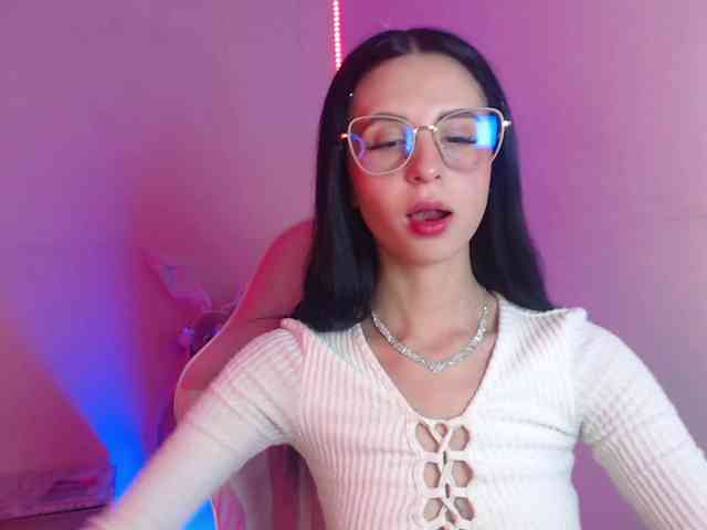 Val-ferrer1 Live Webcam on BongaCams