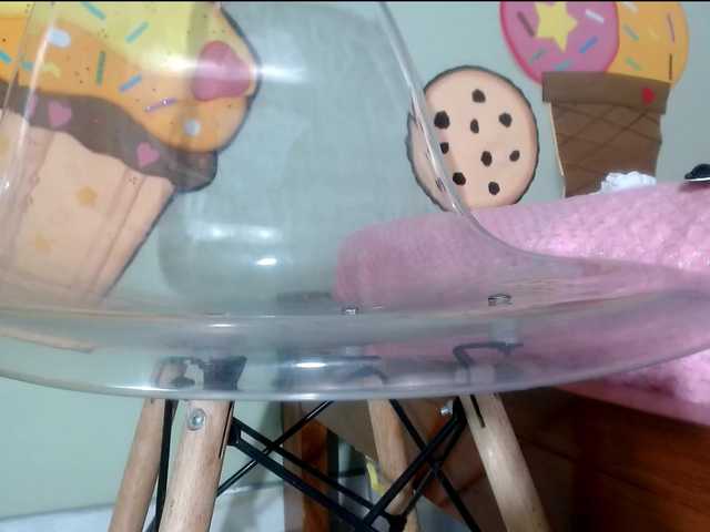 skinnykattylush19 live cam on BongaCams