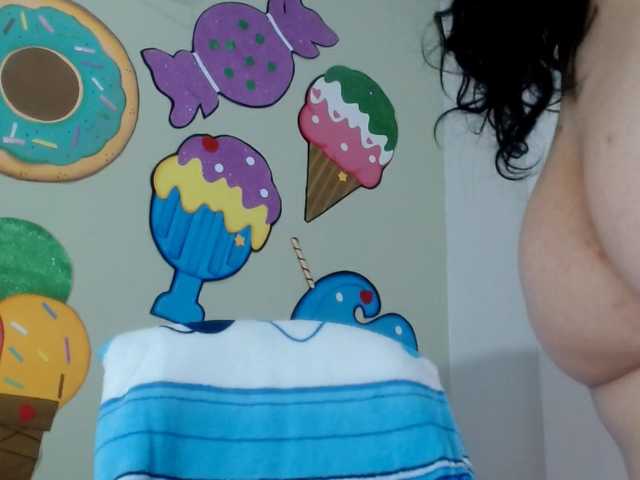 skinnykattylush19