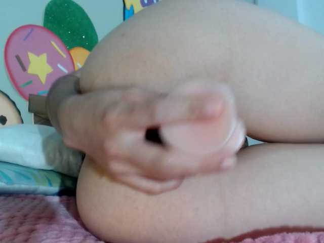 skinnykattylush19 live cam on BongaCams