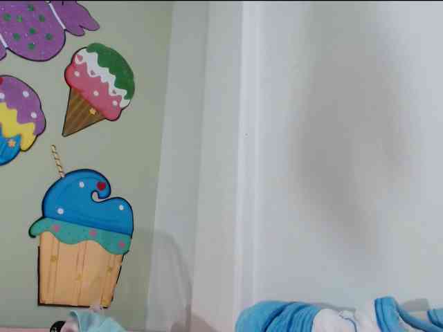 skinnykattylush19 skinnykattylush19
